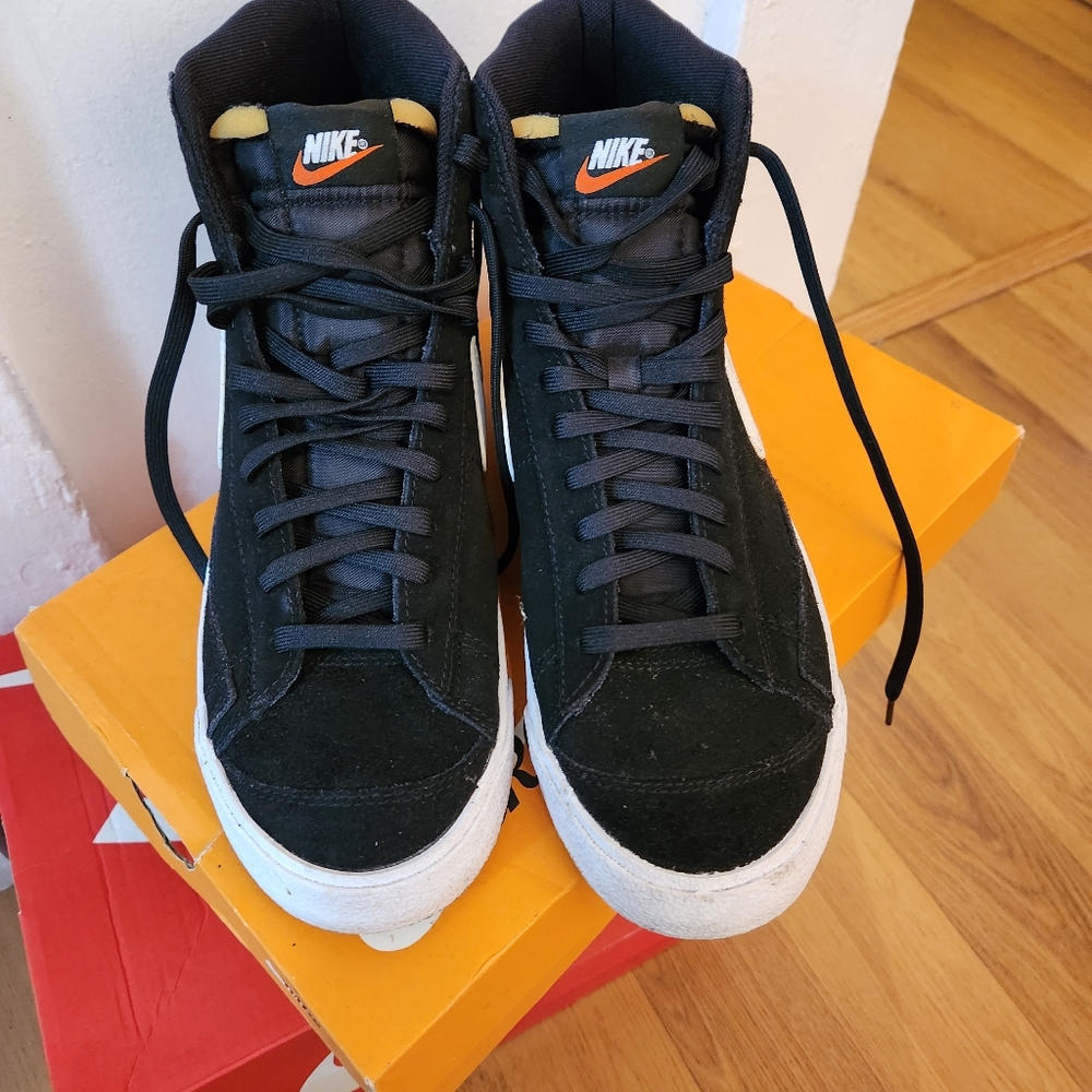 Nike Blazer size 9 men - Picture 2 of 4